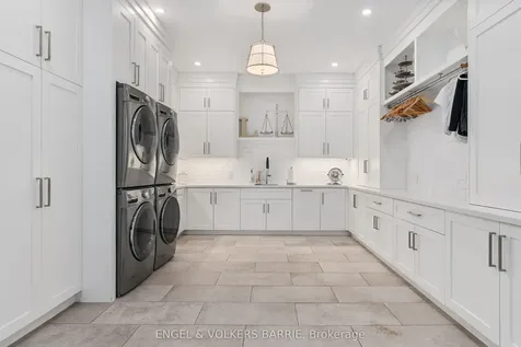 880 Shoreview Drive Innisfil ON L9S 5A7