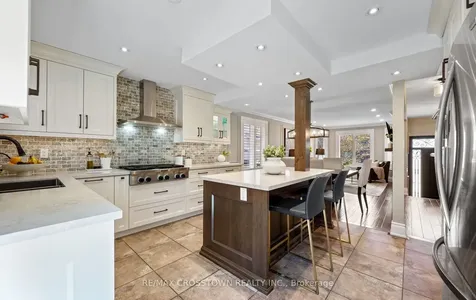 20 Compton Crescent Bradford West Gwillimbury ON L3Z 2X5