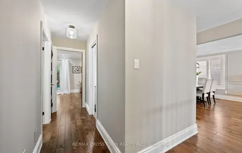 20 Compton Crescent Bradford West Gwillimbury ON L3Z 2X5