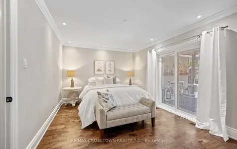 20 Compton Crescent Bradford West Gwillimbury ON L3Z 2X5