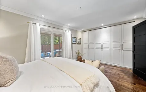 20 Compton Crescent Bradford West Gwillimbury ON L3Z 2X5