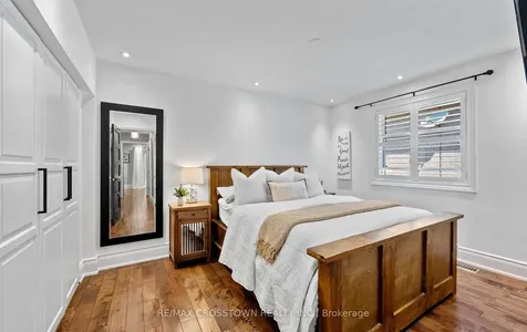 20 Compton Crescent Bradford West Gwillimbury ON L3Z 2X5