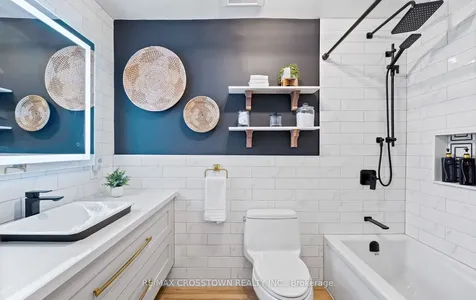 20 Compton Crescent Bradford West Gwillimbury ON L3Z 2X5