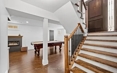 20 Compton Crescent Bradford West Gwillimbury ON L3Z 2X5