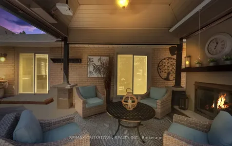 20 Compton Crescent Bradford West Gwillimbury ON L3Z 2X5