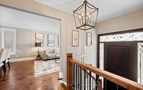 20 Compton Crescent Bradford West Gwillimbury ON L3Z 2X5