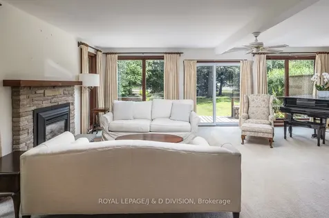 87 Child Drive Aurora ON L4G 1Y8