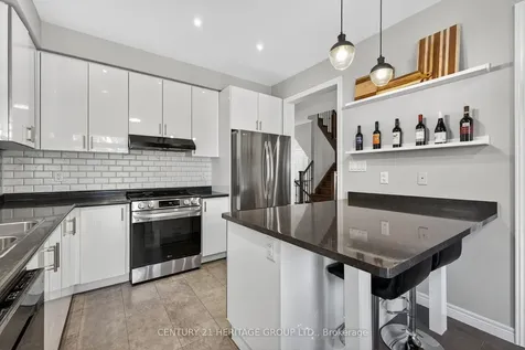 670 West Park Avenue Bradford West Gwillimbury ON L3Z 0T9