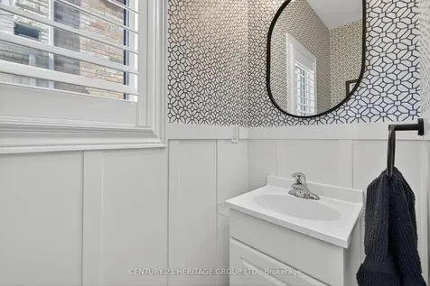 670 West Park Avenue Bradford West Gwillimbury ON L3Z 0T9