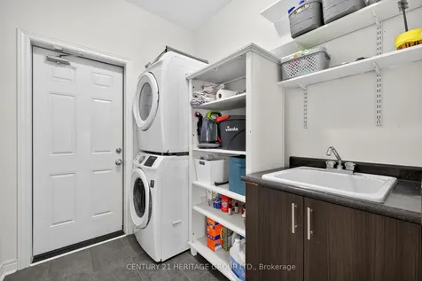 670 West Park Avenue Bradford West Gwillimbury ON L3Z 0T9