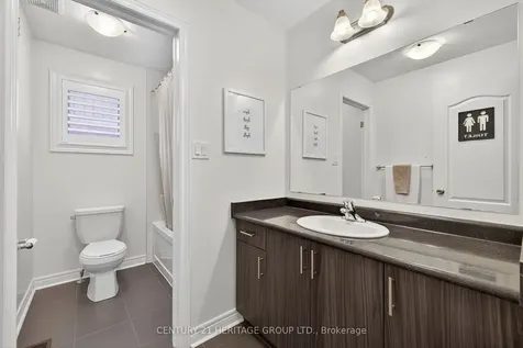 670 West Park Avenue Bradford West Gwillimbury ON L3Z 0T9