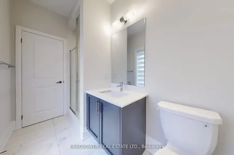 52 Klees Crescent Aurora ON L4G 3W8