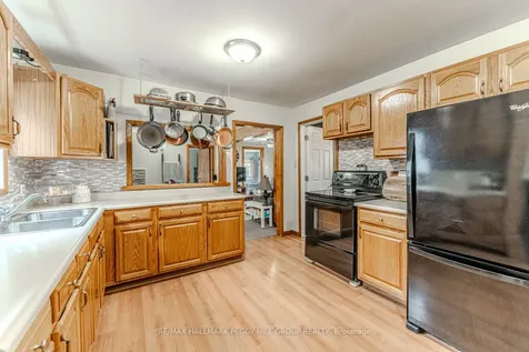 8343 Main Street Lisle N/a Adjala-tosorontio ON L0M 1M0