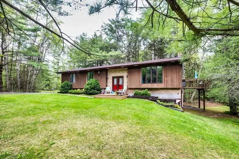 40 The Pines Lane Brock ON L0C 1H0