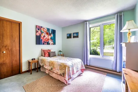 40 The Pines Lane Brock ON L0C 1H0