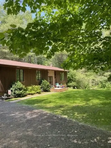 40 The Pines Lane Brock ON L0C 1H0