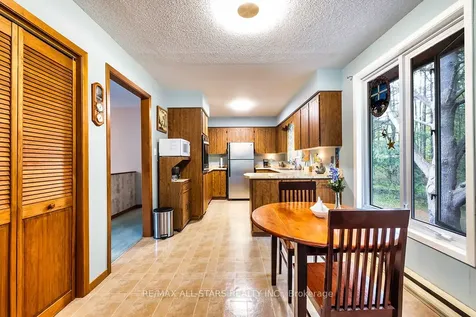 40 The Pines Lane Brock ON L0C 1H0