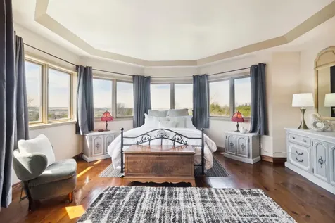 4144 Line 12 N/a Bradford West Gwillimbury ON L0L 1L0