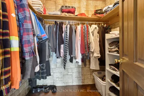 4144 Line 12 N/a Bradford West Gwillimbury ON L0L 1L0