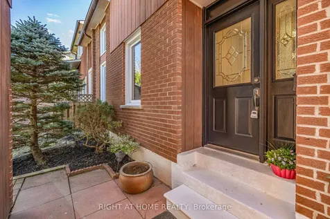 240 Collings Avenue Bradford West Gwillimbury ON L3Z 1W3