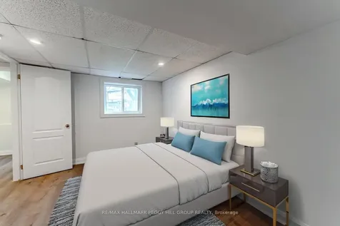 229 Orchard Heights Boulevard Aurora ON L4G 5A5