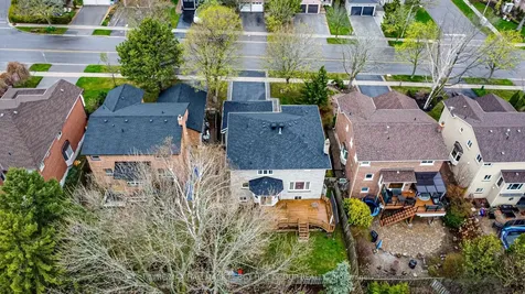 229 Orchard Heights Boulevard Aurora ON L4G 5A5