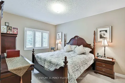 508 Stone Road Aurora ON L4G 6Z6