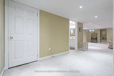 508 Stone Road Aurora ON L4G 6Z6