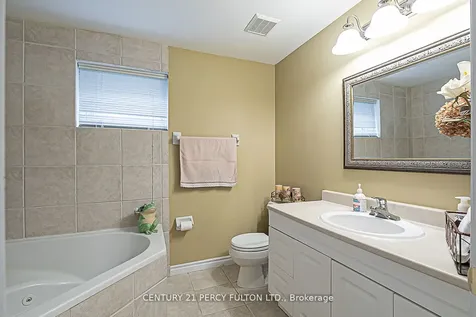 508 Stone Road Aurora ON L4G 6Z6