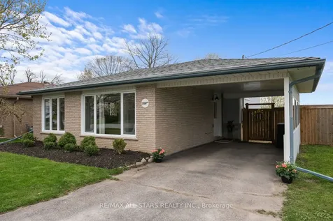 1 Waddell Street Brock ON L0C 1H0