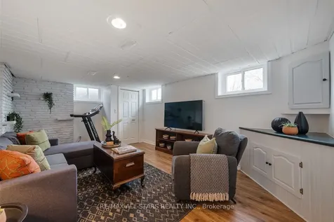 1 Waddell Street Brock ON L0C 1H0