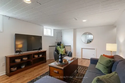 1 Waddell Street Brock ON L0C 1H0