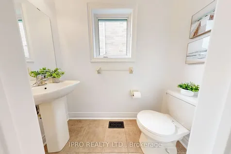 56 Acorn Lane Bradford West Gwillimbury ON L3Z 0H6