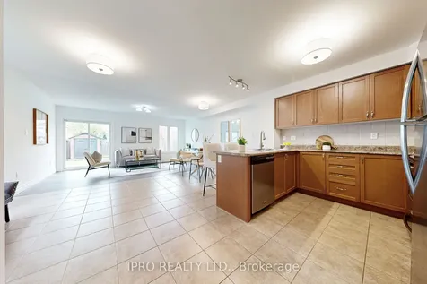 56 Acorn Lane Bradford West Gwillimbury ON L3Z 0H6