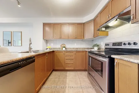 56 Acorn Lane Bradford West Gwillimbury ON L3Z 0H6