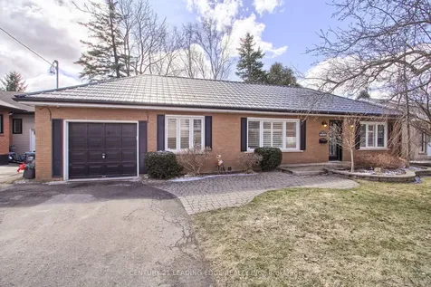 182 Hurd Street Bradford West Gwillimbury ON L3Z 1K9