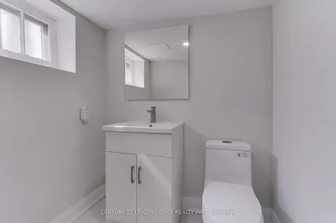 182 Hurd Street Bradford West Gwillimbury ON L3Z 1K9