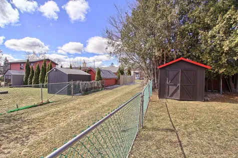 182 Hurd Street Bradford West Gwillimbury ON L3Z 1K9