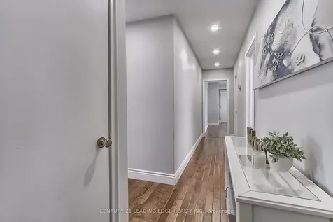 182 Hurd Street Bradford West Gwillimbury ON L3Z 1K9