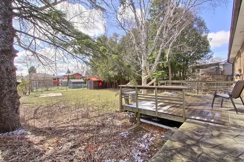 182 Hurd Street Bradford West Gwillimbury ON L3Z 1K9