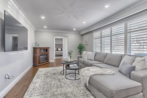 182 Hurd Street Bradford West Gwillimbury ON L3Z 1K9