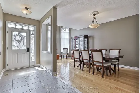 52 Perivale Gardens Aurora ON L4G 7P8