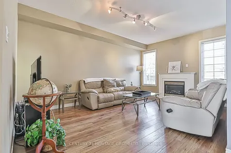 52 Perivale Gardens Aurora ON L4G 7P8