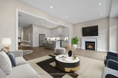 120 Lewis Honey Drive Aurora ON L4G 0J3