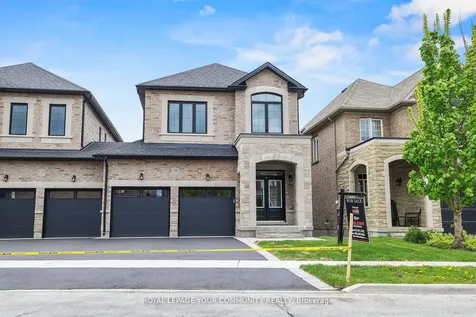 120 Lewis Honey Drive Aurora ON L4G 0J3