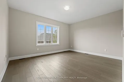 120 Lewis Honey Drive Aurora ON L4G 0J3