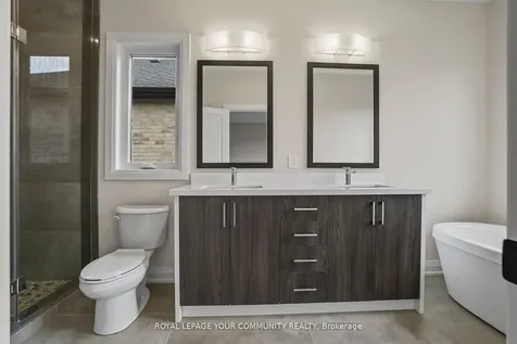 120 Lewis Honey Drive Aurora ON L4G 0J3