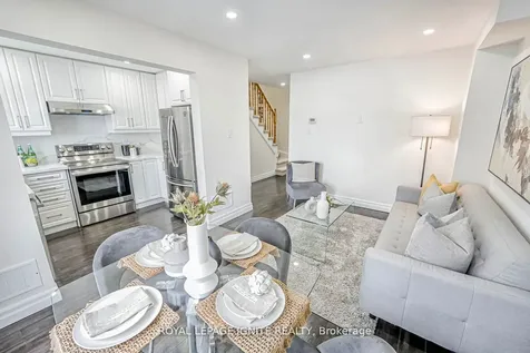 7 Natale Court Bradford West Gwillimbury ON L3Z 3B1