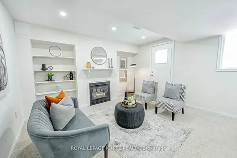 7 Natale Court Bradford West Gwillimbury ON L3Z 3B1