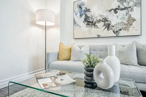 7 Natale Court Bradford West Gwillimbury ON L3Z 3B1